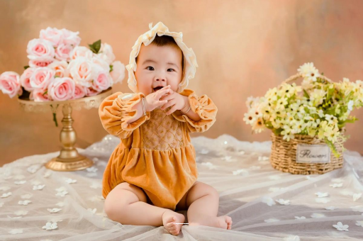 广州供卵包男孩11个月宝宝会什么